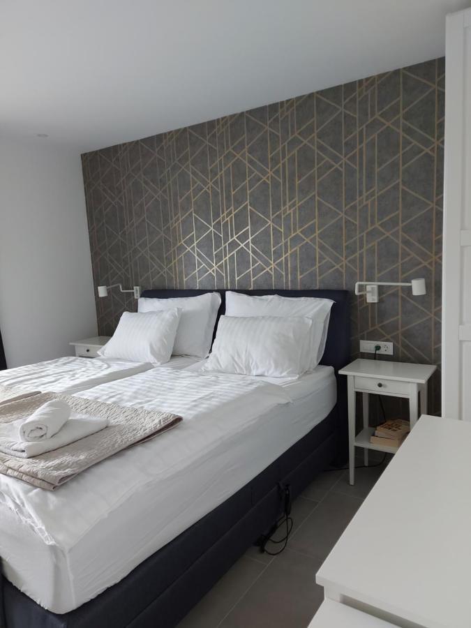 Luxury Design Apartment